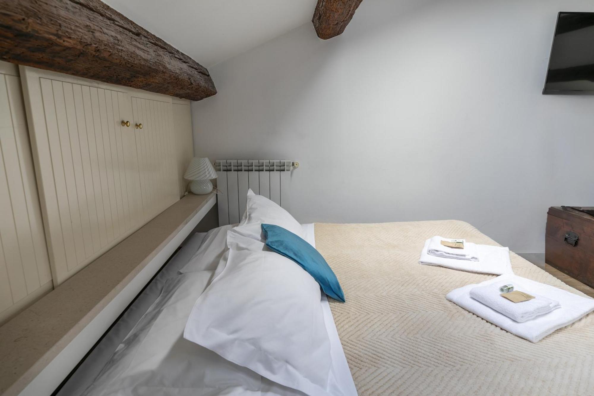 Nice Lovely Attic For 4 Person With Wifi - A/C Venezia Eksteriør bilde