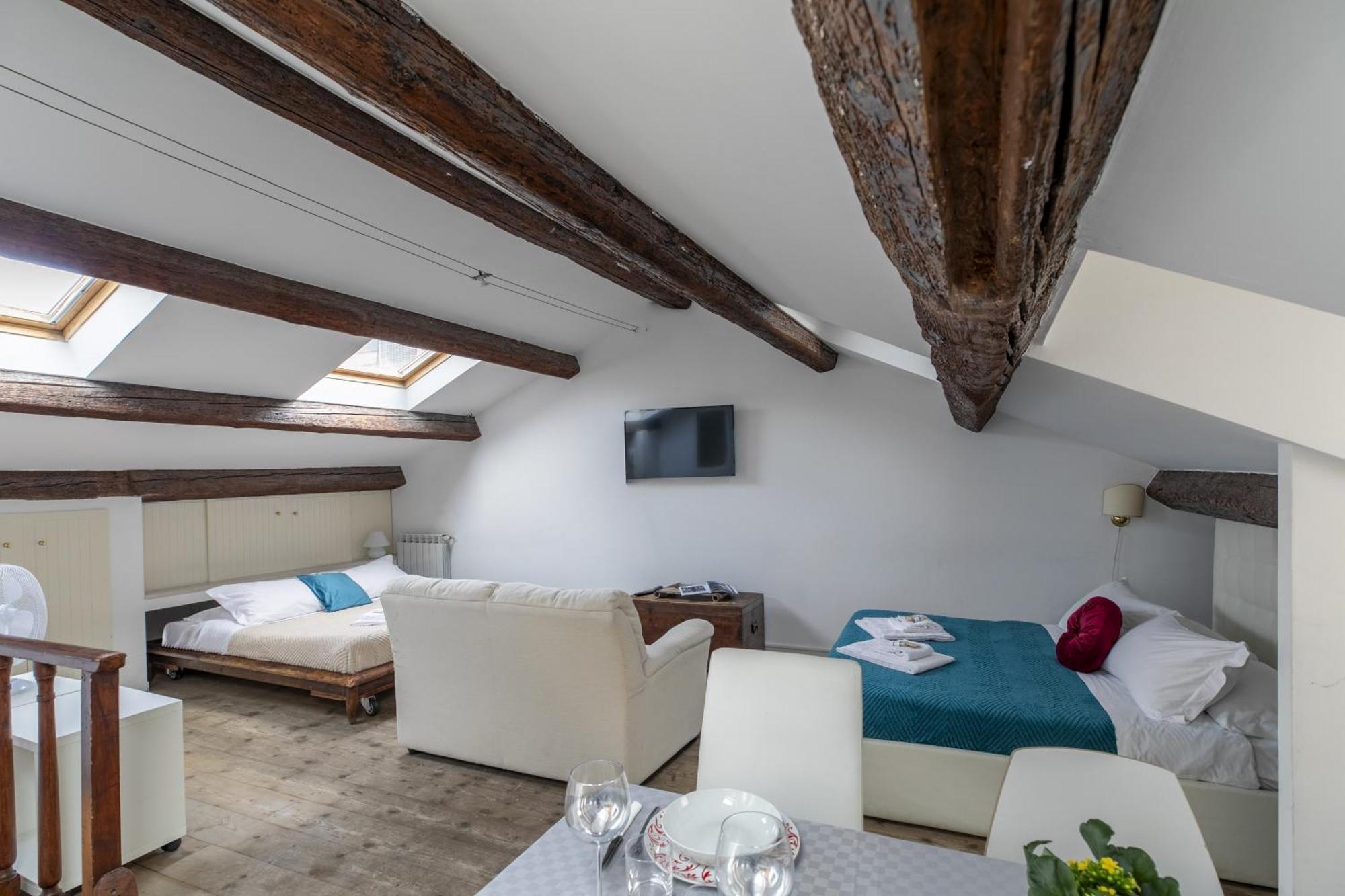 Nice Lovely Attic For 4 Person With Wifi - A/C Venezia Eksteriør bilde