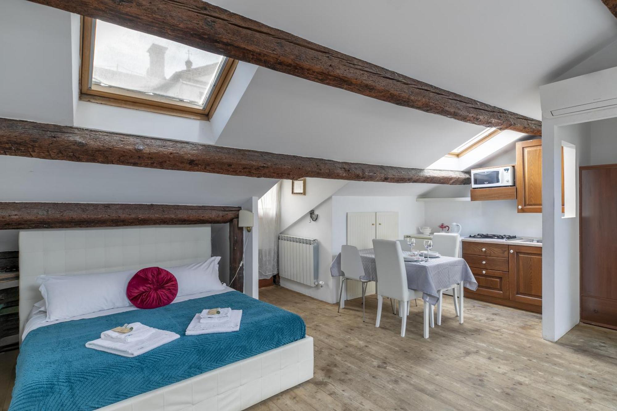 Nice Lovely Attic For 4 Person With Wifi - A/C Venezia Eksteriør bilde