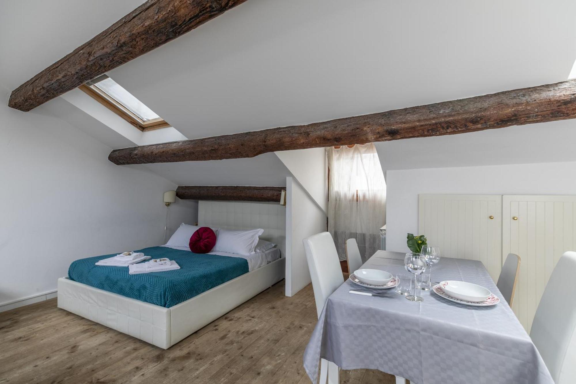 Nice Lovely Attic For 4 Person With Wifi - A/C Venezia Eksteriør bilde