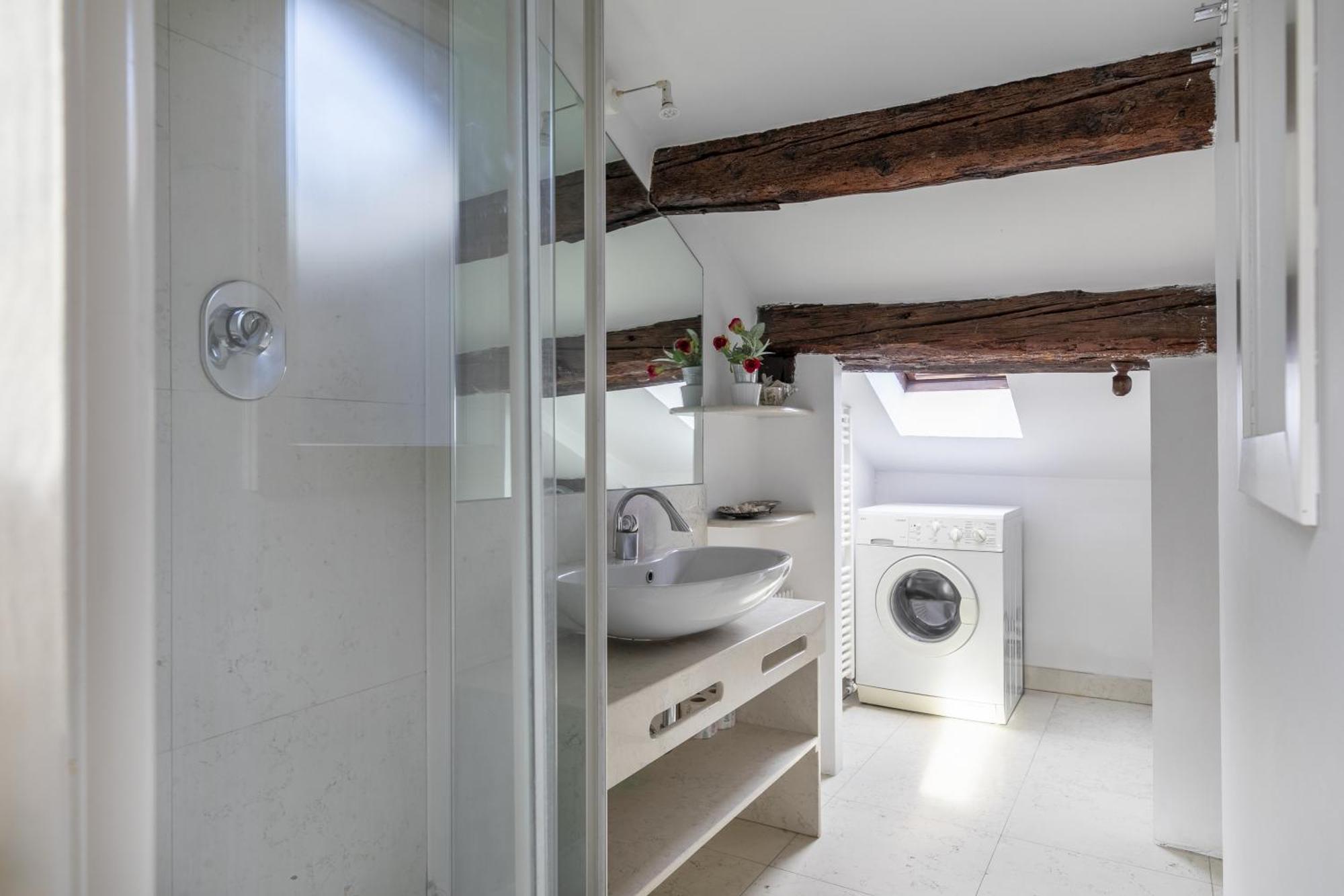 Nice Lovely Attic For 4 Person With Wifi - A/C Venezia Eksteriør bilde
