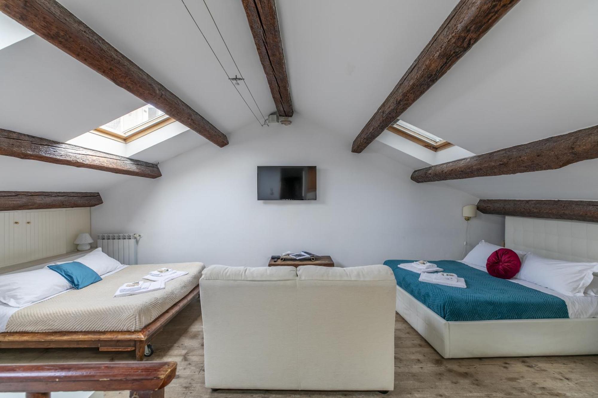 Nice Lovely Attic For 4 Person With Wifi - A/C Venezia Eksteriør bilde